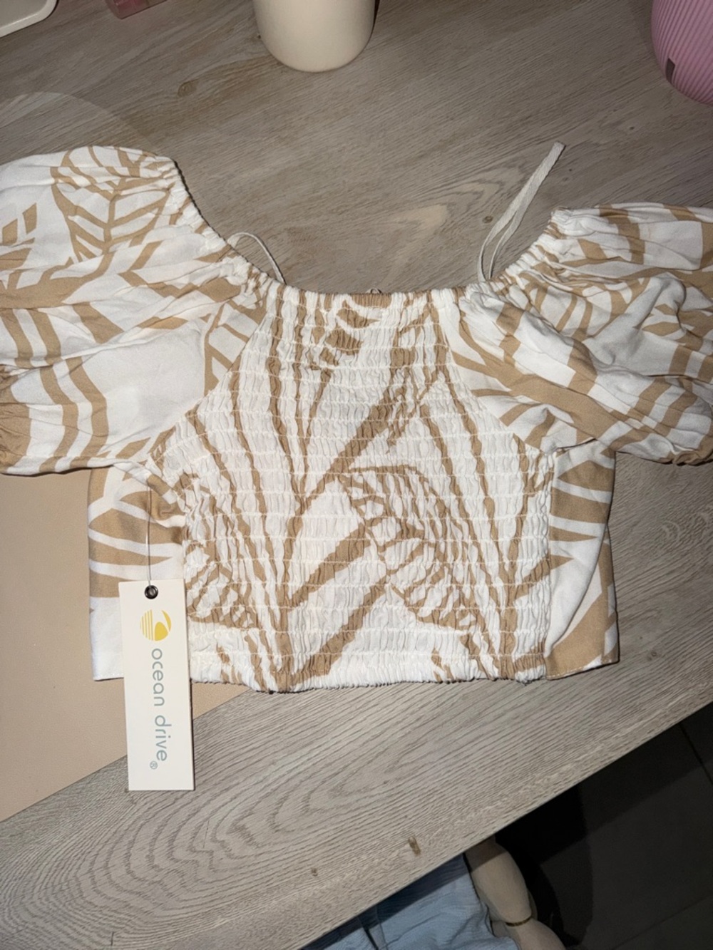 Ocean Drive Cream and Tan Puff Sleeve Crop Top - Picture 4 of 4